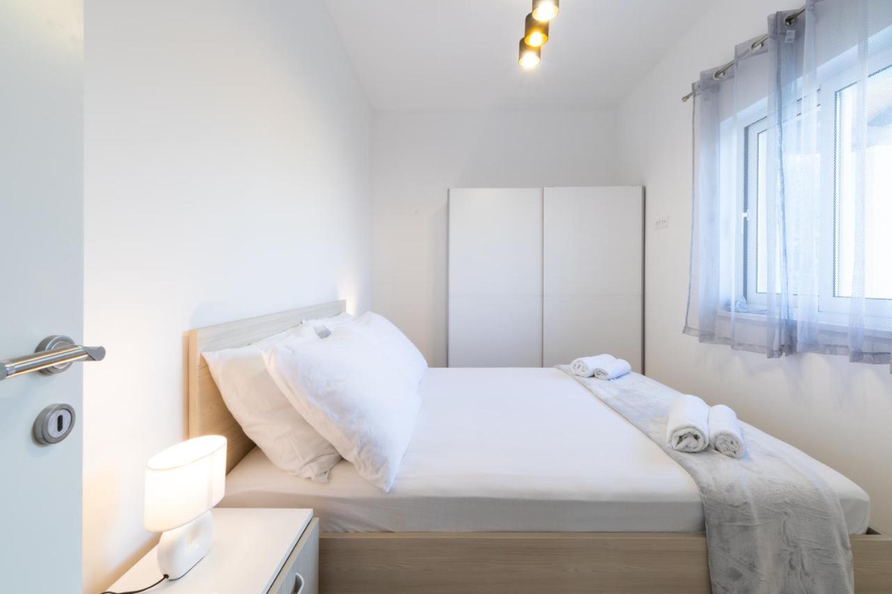 Vila Apartments Marina Blato  Eksteriør bilde