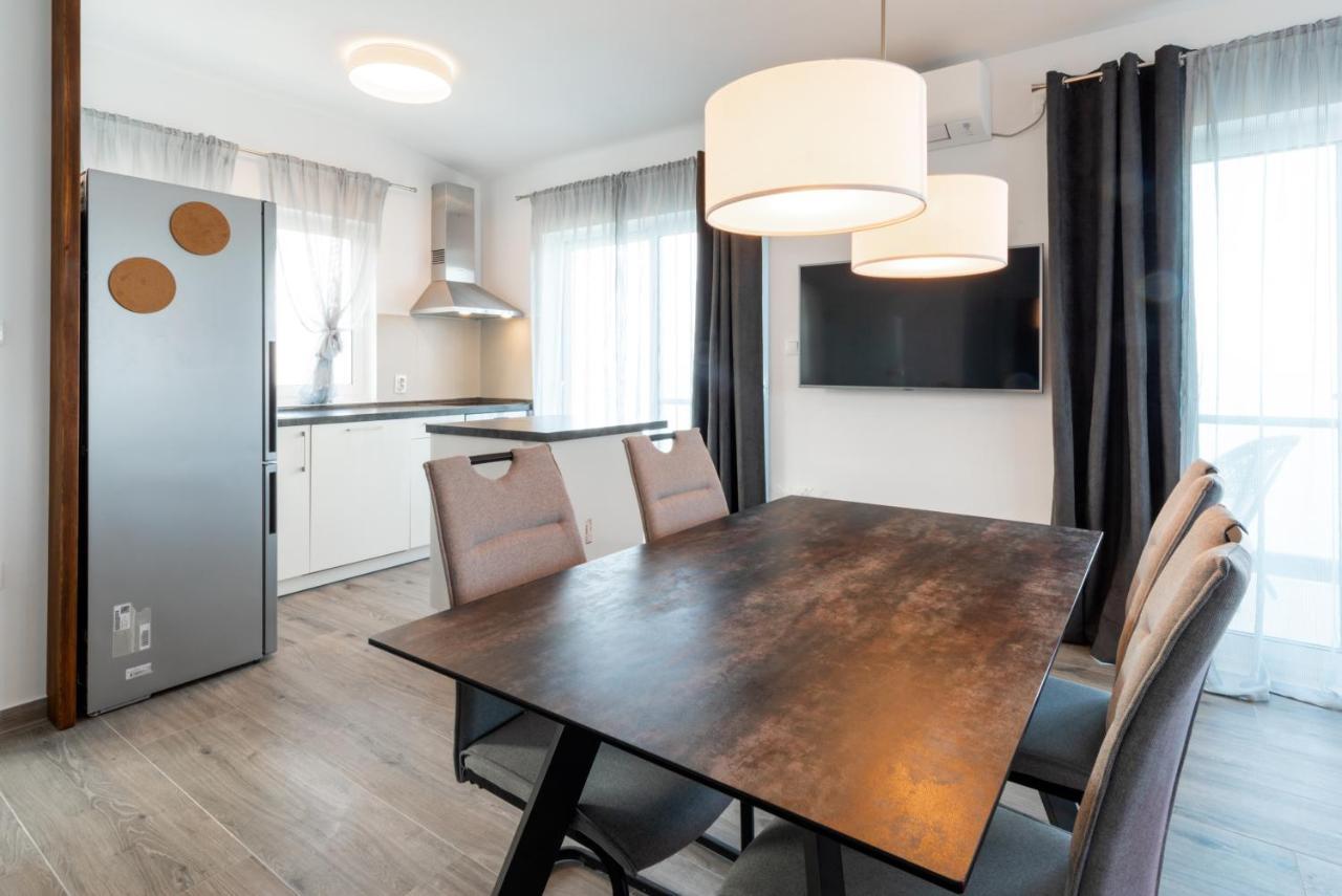 Vila Apartments Marina Blato  Eksteriør bilde